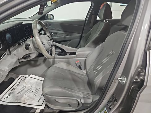 Certified 2023 Hyundai Elantra SEL w/ Convenience Package FWD image 11