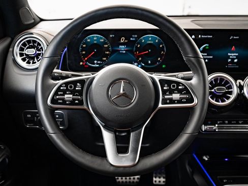 Certified 2023 Mercedes-Benz GLB 250 4MATIC image 40