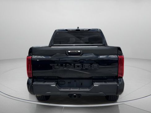 Used 2022 Toyota Tundra SR5 RWD image 4