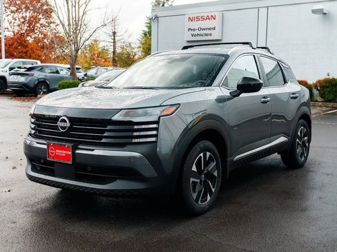 New 2026 Nissan Kicks SV w/ SV Premium Package image 3