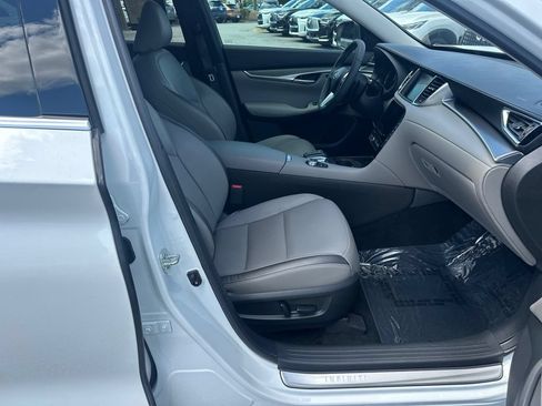Used 2023 INFINITI QX50 Luxe FWD image 13