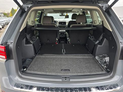 New 2026 Volkswagen Atlas SEL image 17
