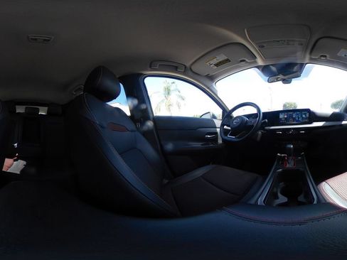 Used 2026 Nissan Kicks SR AWD/4WD image 41