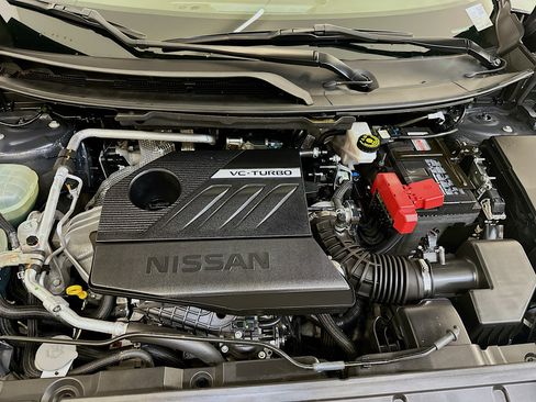 Used 2023 Nissan Rogue SV image 33