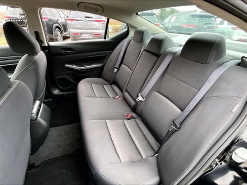 Used 2025 Nissan Altima 2.5 SV image 20