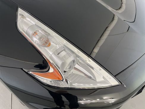 Used 2016 Nissan 370Z Touring w/ Aerodynamics Package RWD image 26