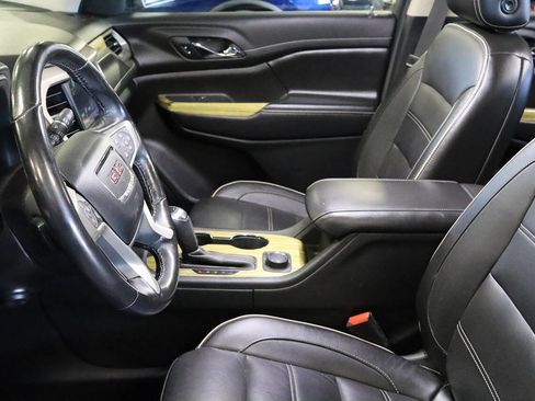 Used 2019 GMC Acadia Denali w/ Technology Package image 10
