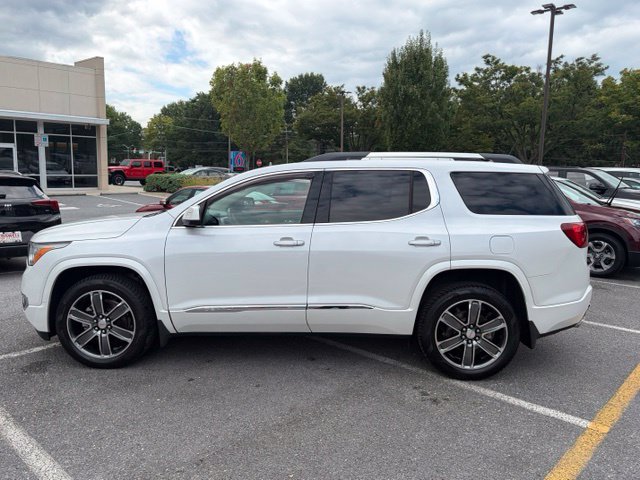 Used 2019 GMC Acadia Denali w/ Technology Package AWD/4WD image 4