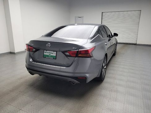 Used 2021 Nissan Altima 2.5 SV w/ SV Premium Package FWD image 7