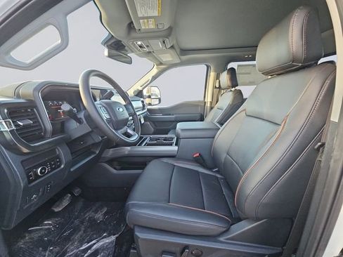 New 2026 Ford F250 Lariat w/ FX4 Off-Road Package AWD/4WD image 9