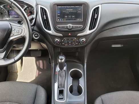 Used 2019 Chevrolet Equinox LT AWD/4WD image 16