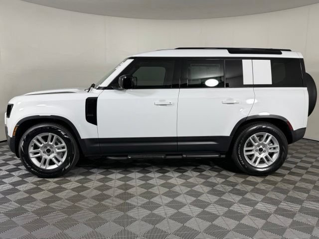 New 2026 Land Rover Defender 110 S AWD/4WD image 3