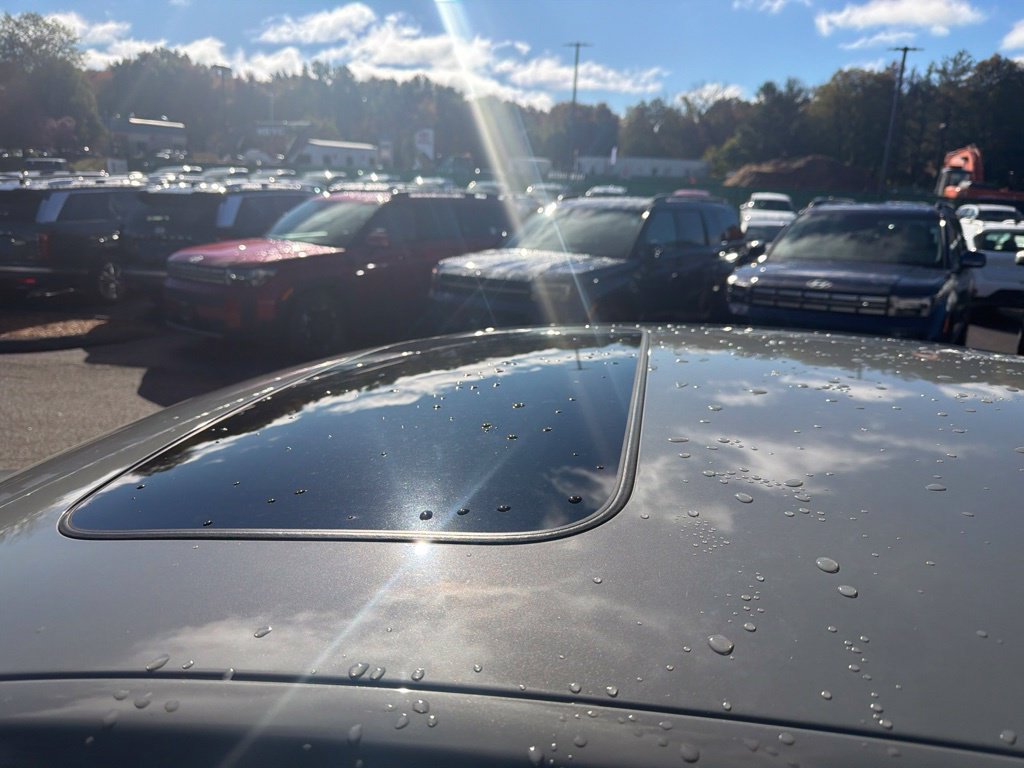 Used 2024 Honda Accord EX-L image 10