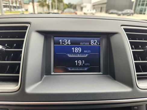 Used 2013 Toyota Highlander Limited image 16