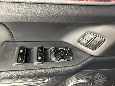 Used 2023 Ford Expedition Limited image 13