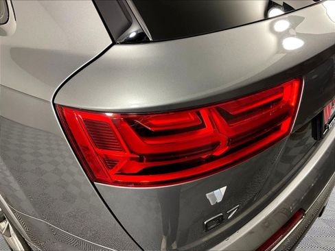 Used 2018 Audi Q7 3.0T Prestige w/ Prestige Package AWD/4WD image 23