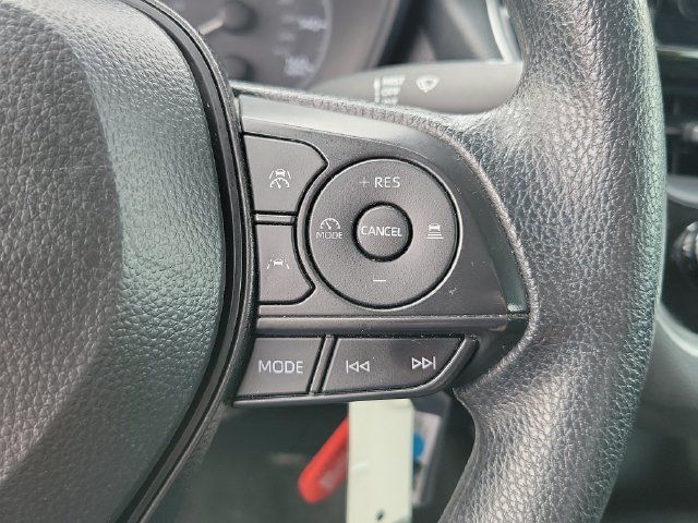 Used 2025 Toyota Corolla LE FWD image 15