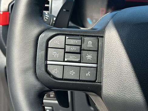 Used 2025 Ford F150 Raptor AWD/4WD image 19