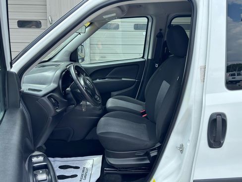 Used 2017 RAM ProMaster City Tradesman SLT w/ Rear Back-up Camera Group FWD image 10