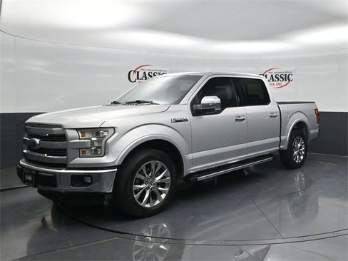 Used 2016 Ford F150 Lariat w/ Equipment Group 502A Luxury image 3
