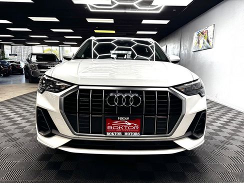 Used 2022 Audi Q3 2.0T Premium w/ Convenience Package AWD/4WD image 4