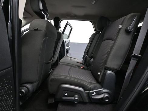 Used 2019 Dodge Journey SE FWD image 33