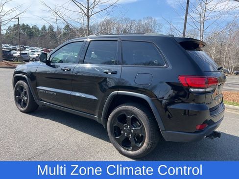 Used 2018 Jeep Grand Cherokee Laredo image 8
