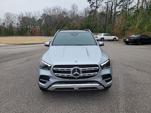 Used 2025 Mercedes-Benz GLE 350 4MATIC image 2