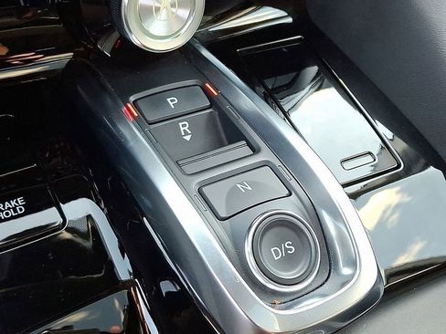 Used 2023 Acura MDX SH-AWD w/ Technology Package image 16