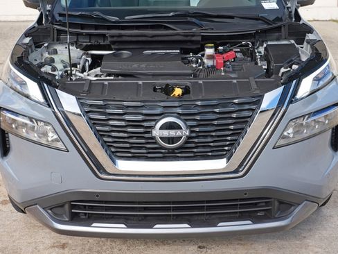 Used 2023 Nissan Rogue SL w/ SL Premium Package FWD image 7