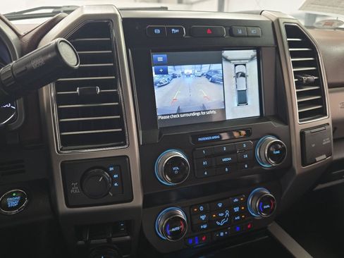 Used 2021 Ford F250 Platinum AWD/4WD image 17