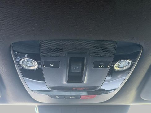 Used 2023 Kia Sportage X-Line w/ X-Line Premium Package AWD/4WD image 18