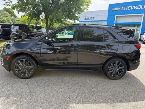 Used 2023 Chevrolet Equinox RS w/ RS Leather Package AWD/4WD image 2