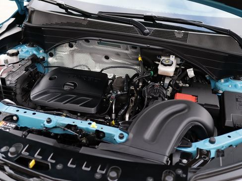 Used 2025 Chevrolet TrailBlazer RS w/ Driver Confidence Package image 29