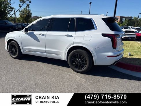 Used 2024 Cadillac XT6 Luxury AWD/4WD image 3