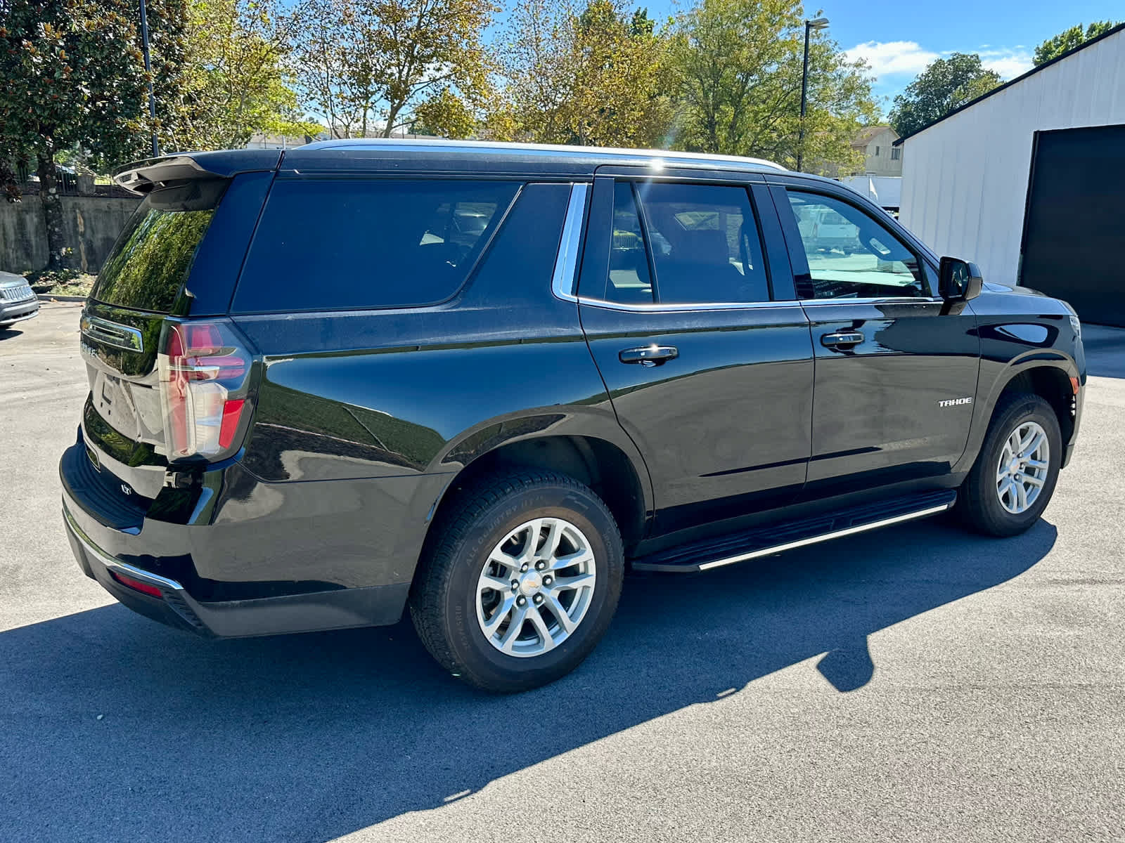 Used 2024 Chevrolet Tahoe LT AWD/4WD image 5