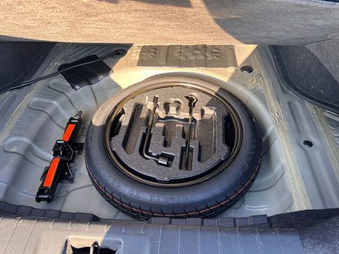 Used 2024 Nissan Sentra SV image 7