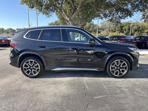 Used 2025 BMW X1 xDrive28i w/ Premium Package image 2