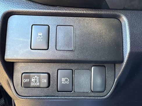 Certified 2023 Toyota Tacoma SR5 image 27