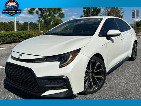Used 2020 Toyota Corolla SE image 1