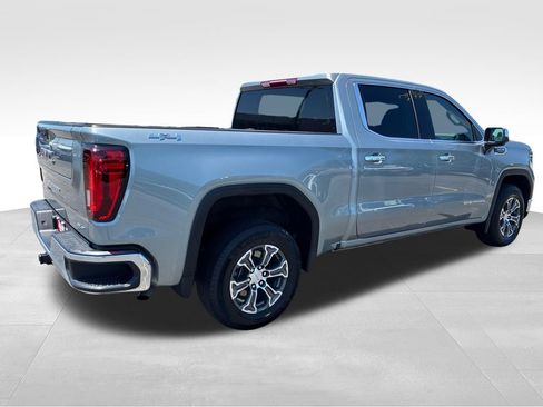 Used 2026 GMC Sierra 1500 SLT AWD/4WD image 5