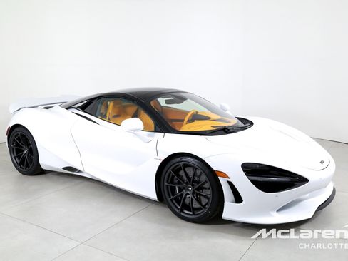 New 2026 McLaren 750S Spider image 3