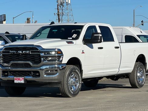 New 2026 RAM 2500 Tradesman w/ Chrome Appearance Group image 7