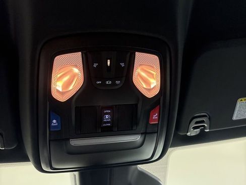 New 2026 RAM 1500 4x4 Crew Cab image 15