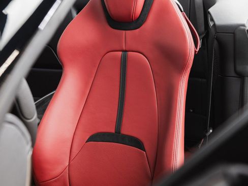 Certified 2024 Ferrari Roma Spider RWD image 57