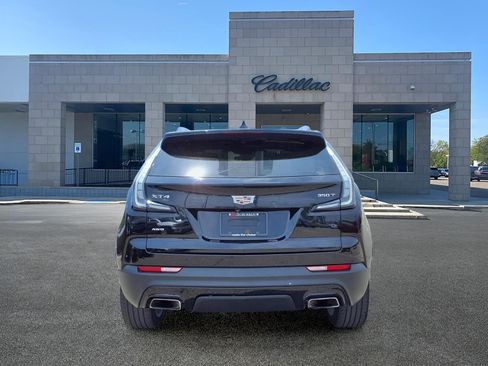 Used 2020 Cadillac XT4 Sport w/ Cold Weather Package AWD/4WD image 6