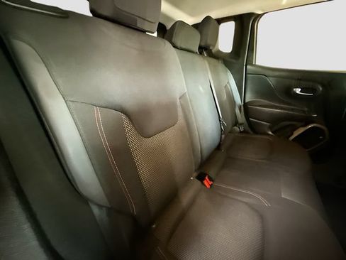 Used 2016 Jeep Renegade 75th Anniversary AWD/4WD image 25