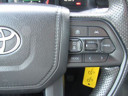 Used 2024 Toyota Tacoma SR5 image 21