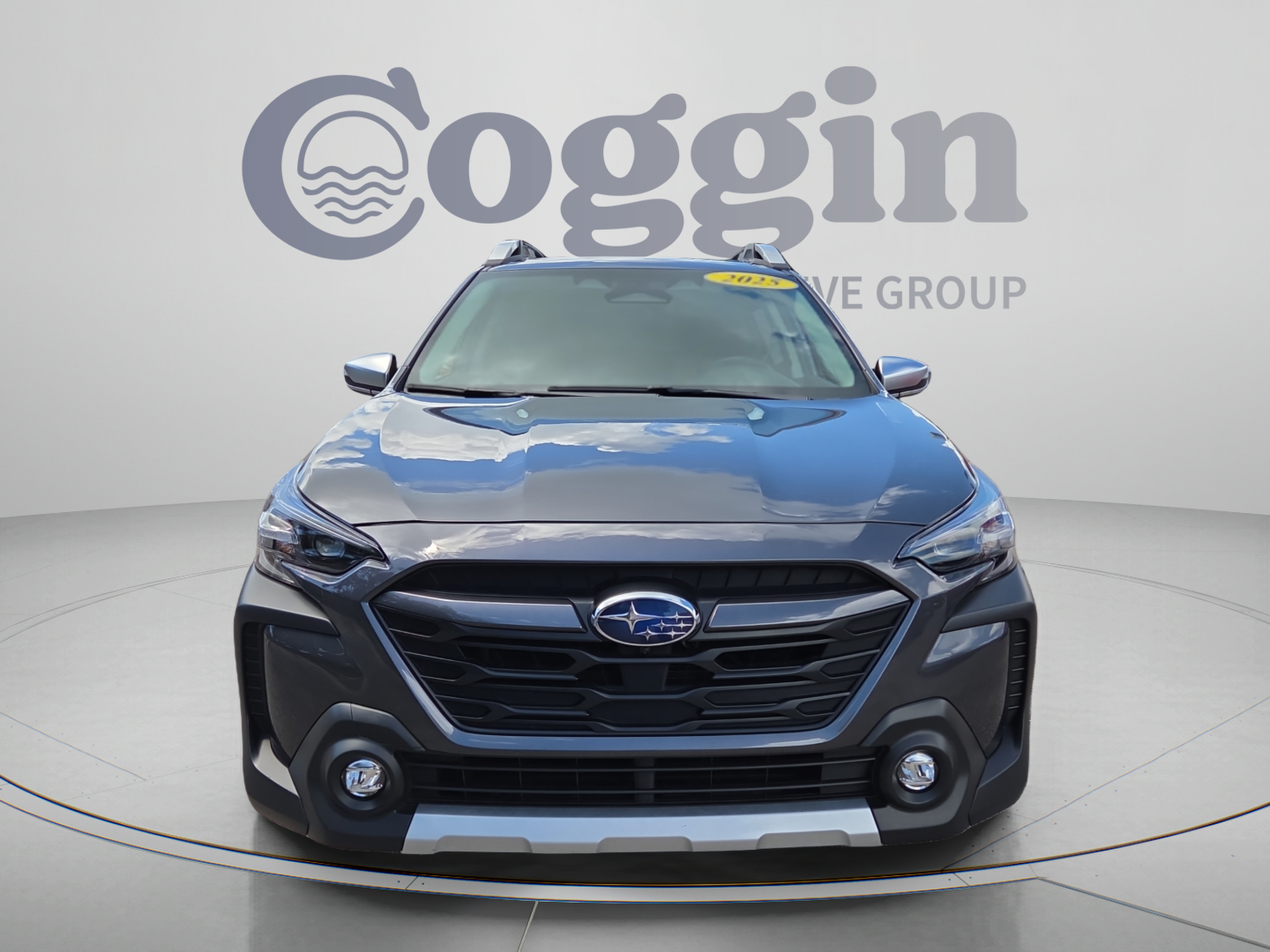 Used 2025 Subaru Outback Touring AWD/4WD image 8