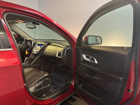 Used 2010 Chevrolet Equinox LT AWD/4WD image 26